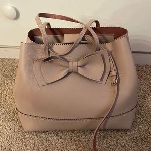 Kate Spade New York VANDERBILT PLACE SMALL
GIORGIA SATCHEL
